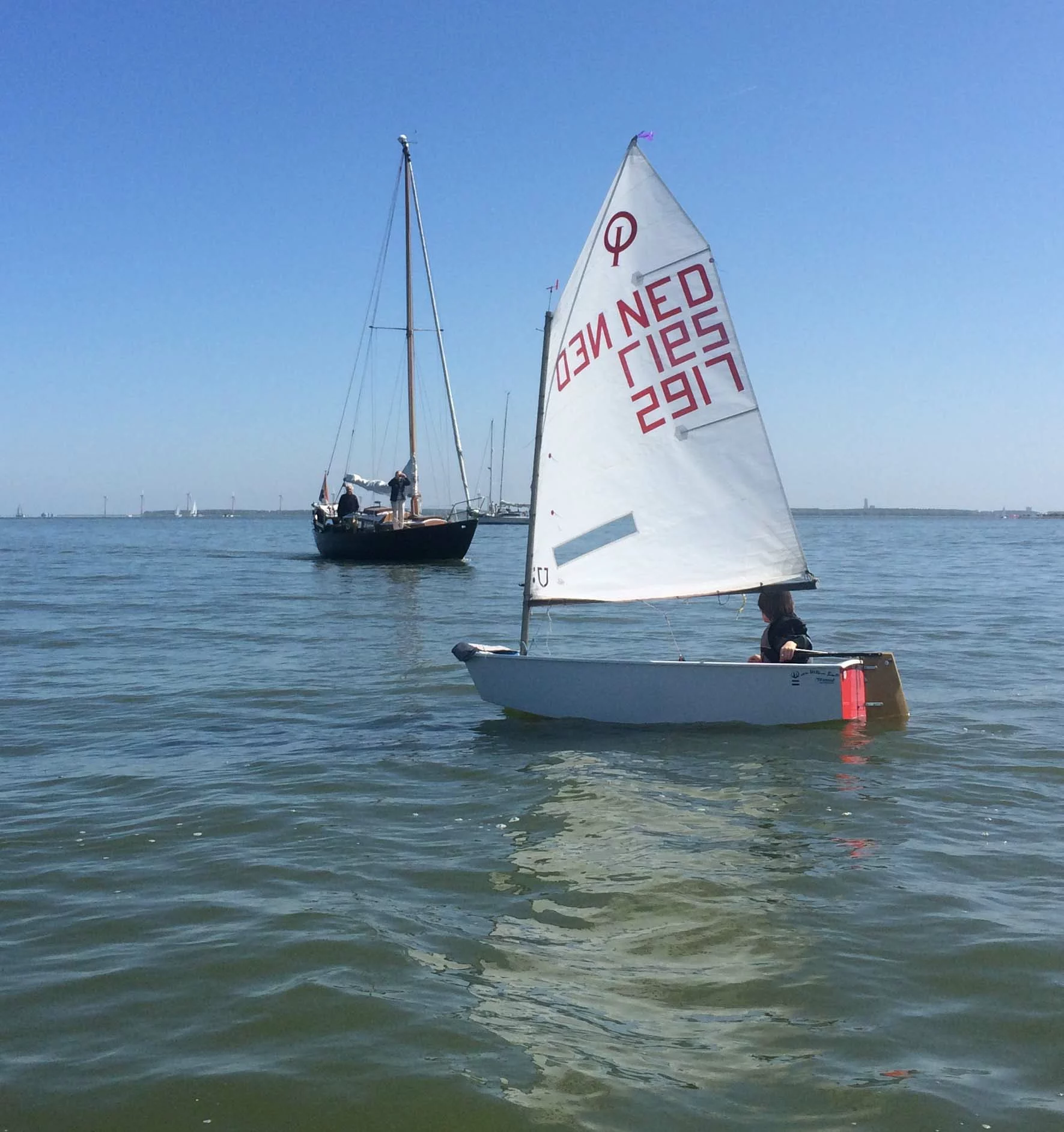 Rein zeilt naar Opa en Oma